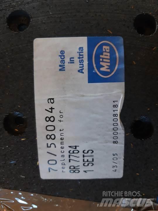 CAT 950 Rastos