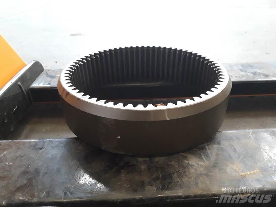 CAT 966C Transmissăo