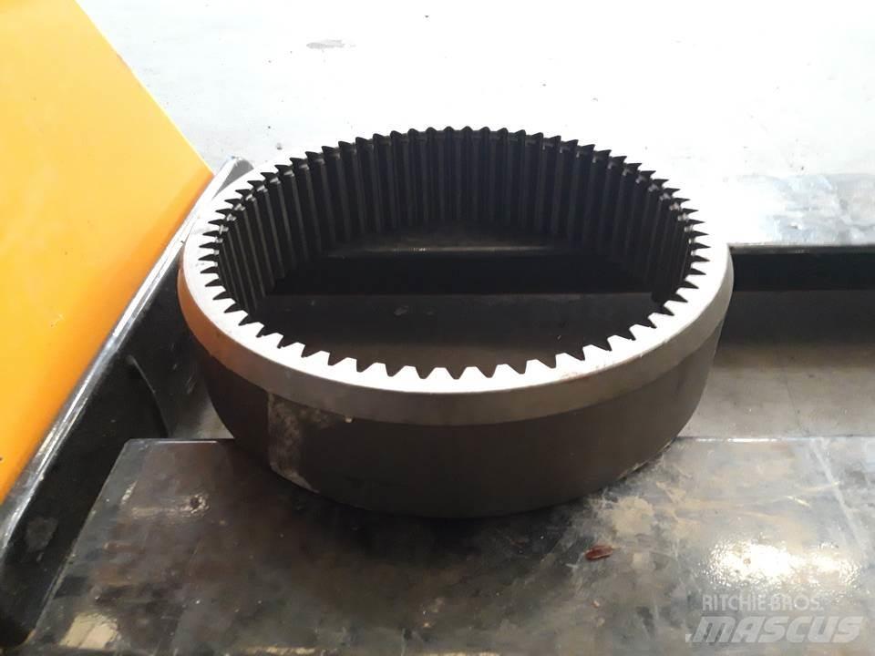 CAT 966C Transmissăo