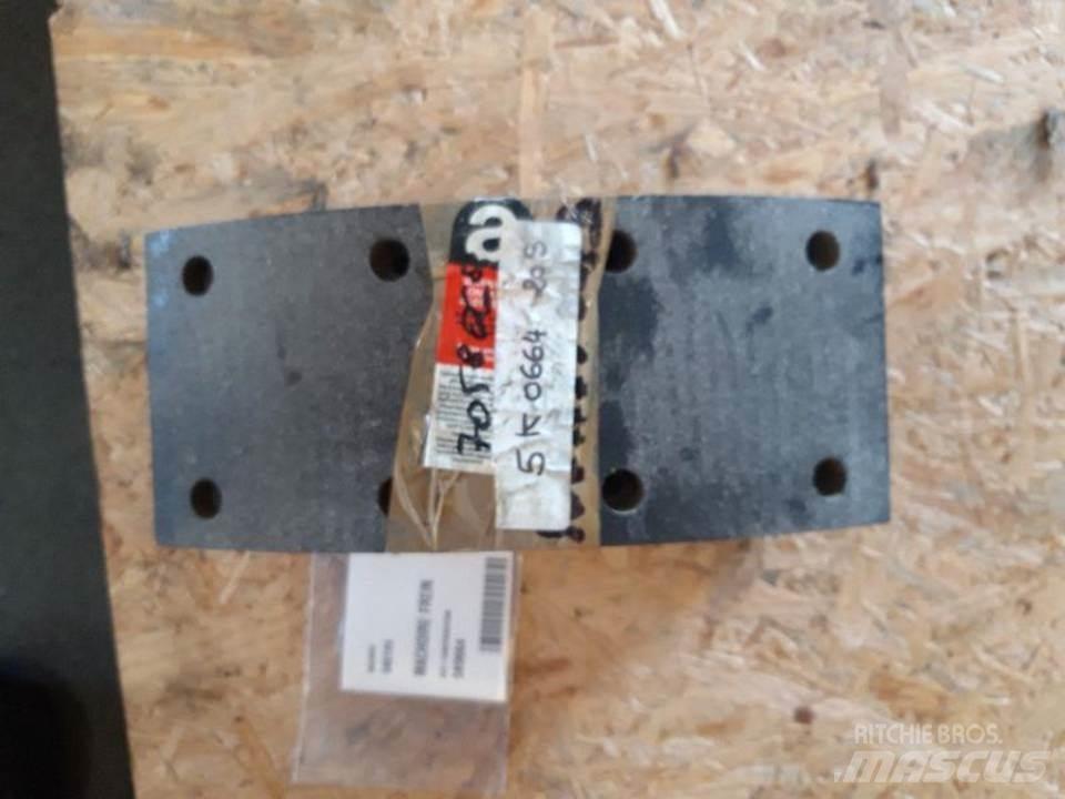 CAT 966C Rastos