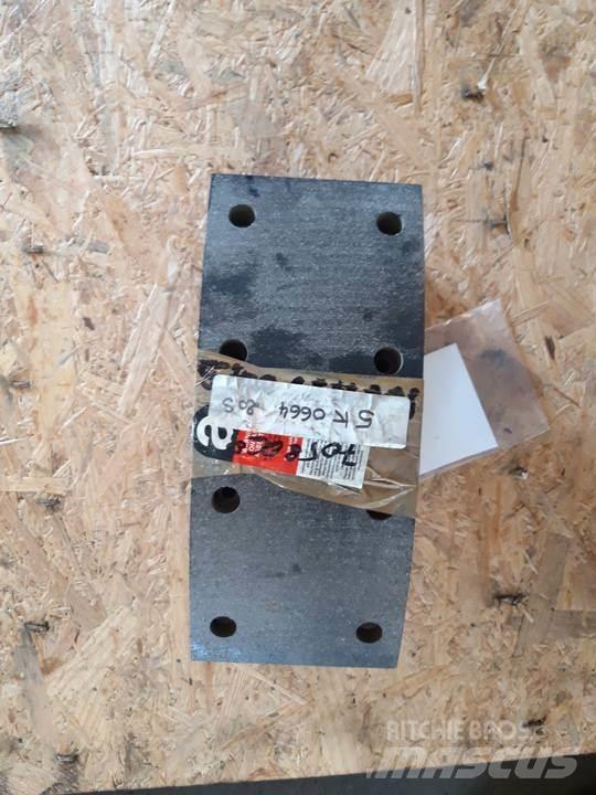 CAT 966C Rastos