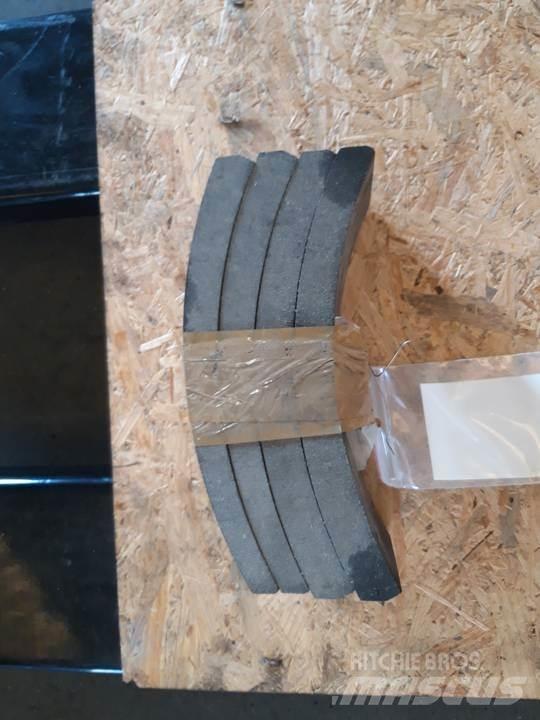 CAT 966C Rastos