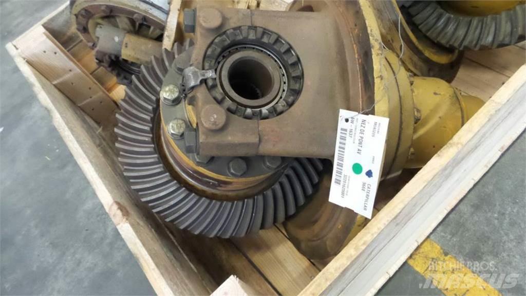 CAT 966E Transmissăo