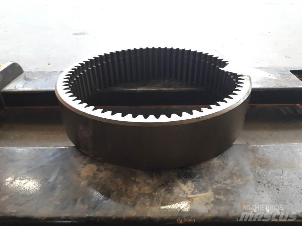 CAT 966E Transmissăo