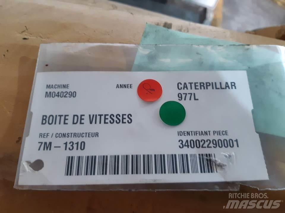 CAT 977L Transmissăo