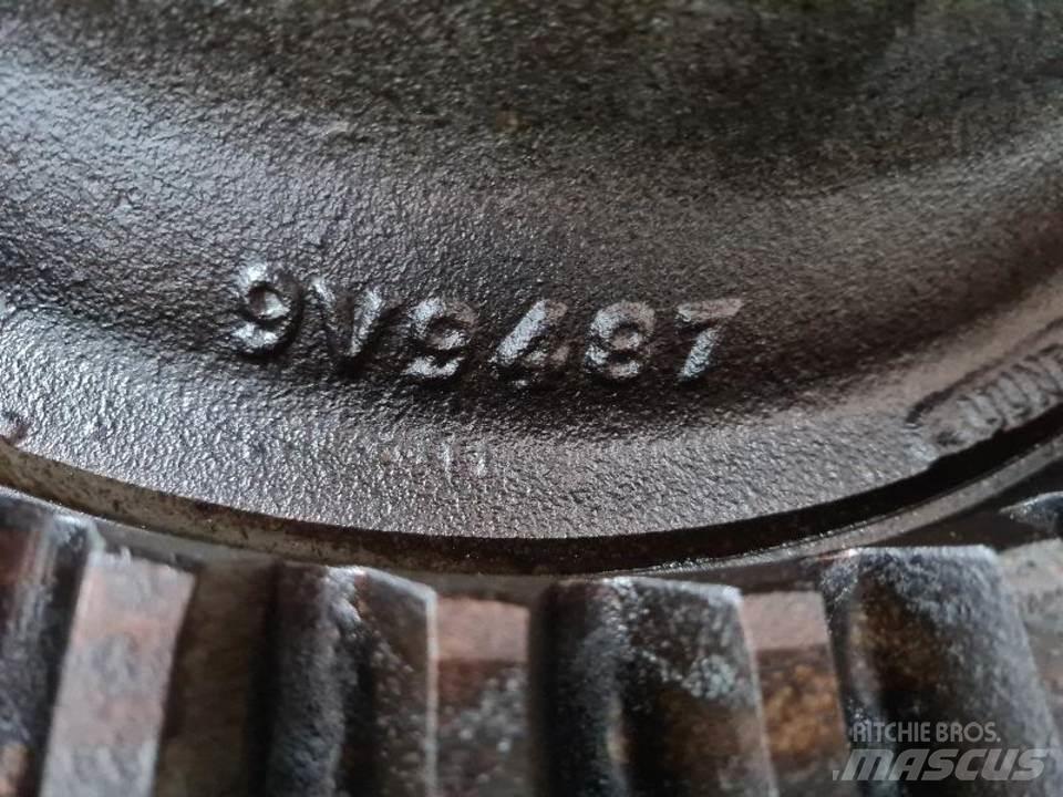 CAT 988B Transmissăo