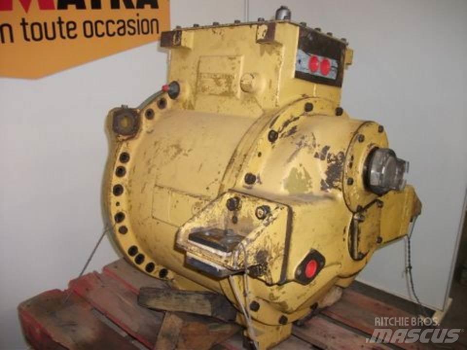 CAT 988B Transmissăo