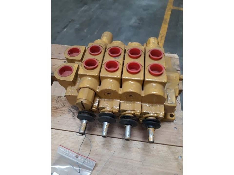 CAT D4H Hidráulica
