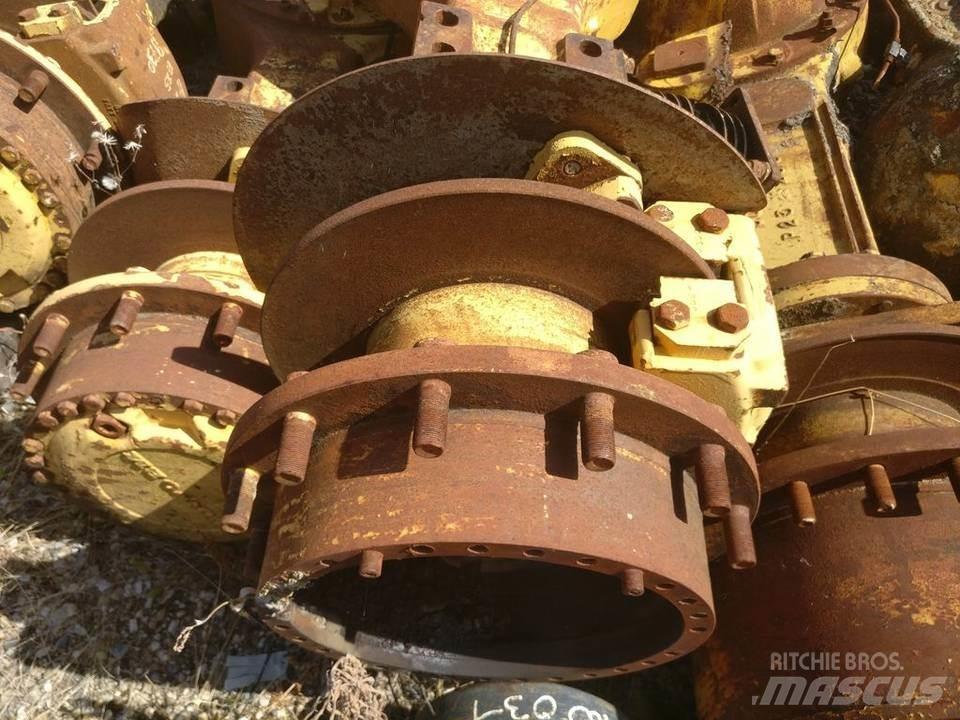 Volvo A25 Transmissăo