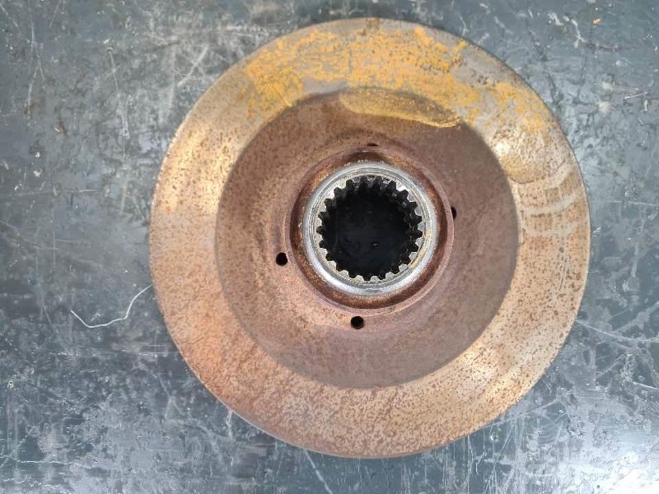 Volvo A25F Rastos