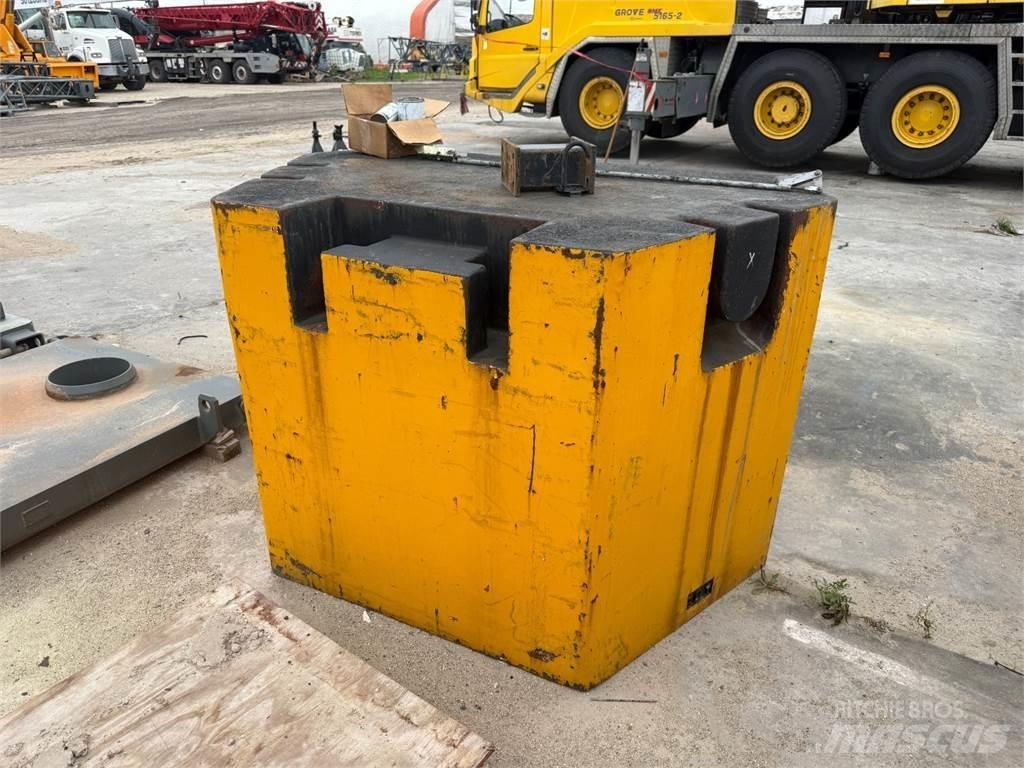 Grove  Peças e equipamento de gruas