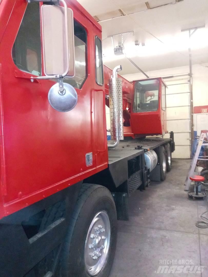 Lorain MCH 230E Gruas Todo terreno
