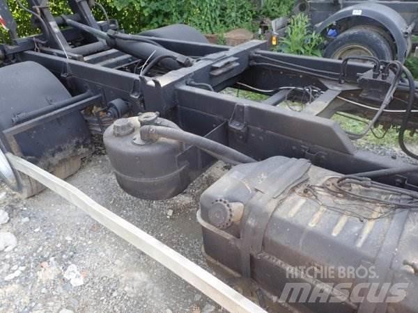 Avia A80 L Camiões Ampliroll