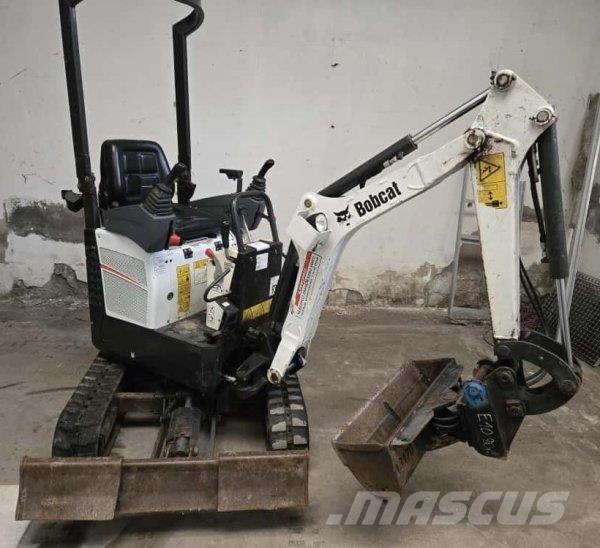 Bobcat E10 Z Miniescavadeiras