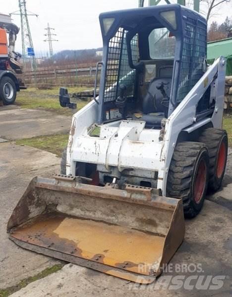 Bobcat S130 Minicarregadeiras