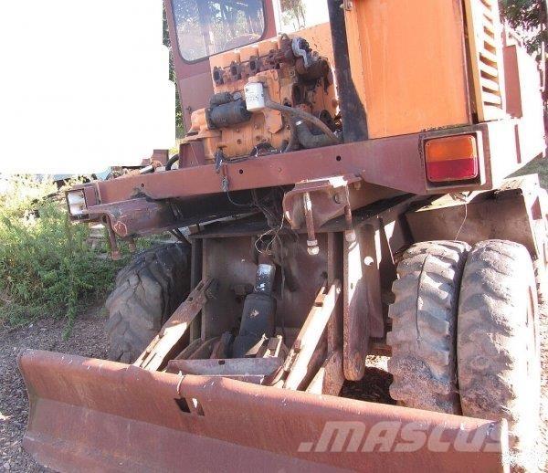 CASE 688 (Poclain) Escavadoras de rodas