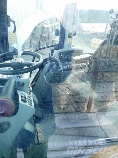 CAT 432 F2 Retroescavadeiras