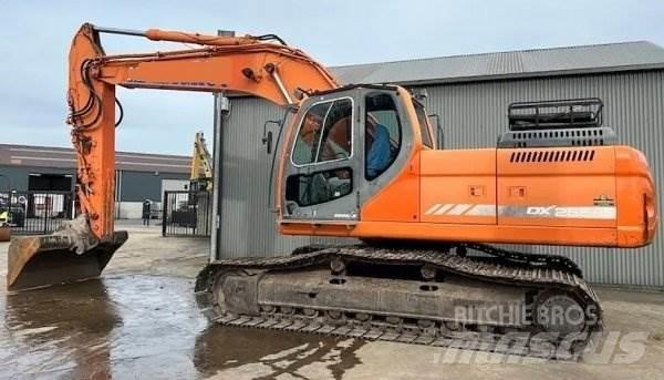 Doosan DX 255 LC Escavadeiras de esteiras