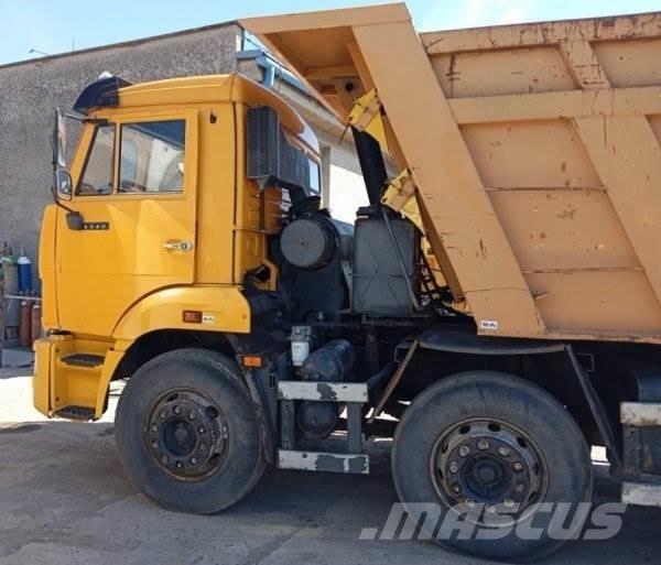  _JINÉ Kamaz - 6540 / 62-15 Camiőes basculantes rígidos