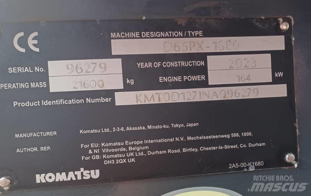 Komatsu D65PX-18 Dozers - Tratores rastos