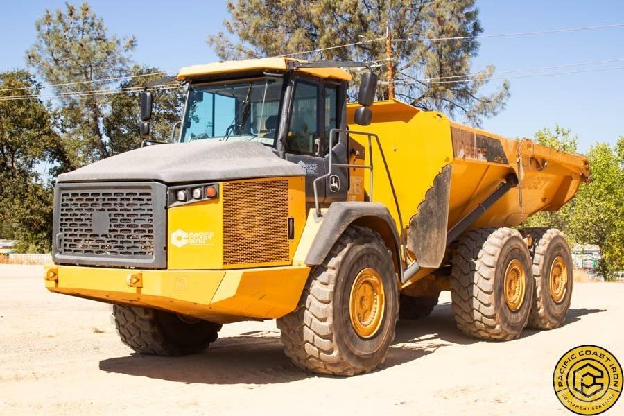 DEERE 410E Caminhões articulados