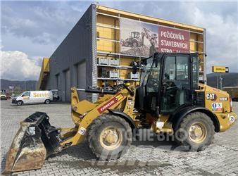 CAT 906 M Carregadeiras de rodas