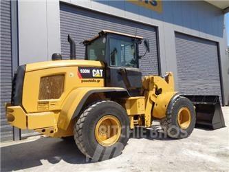 CAT 930M Carregadeiras de rodas