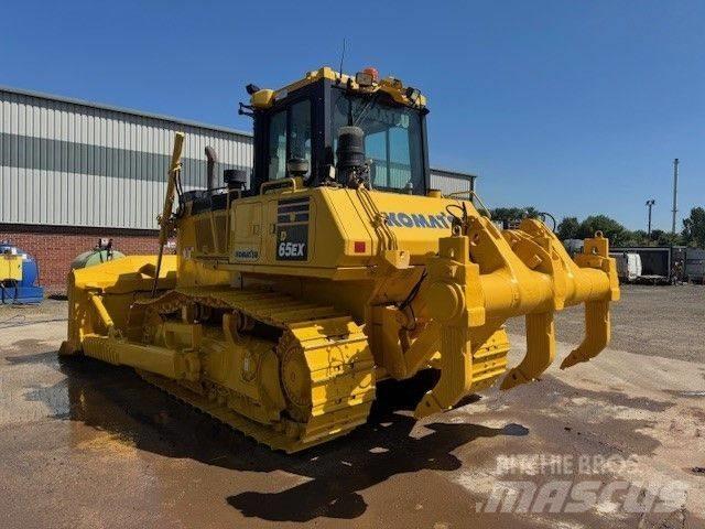 Komatsu D65EX-18 Dozers - Tratores rastos