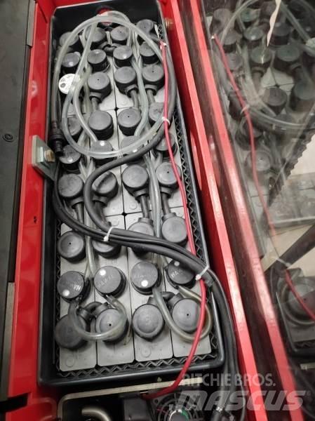 Manitou ES614 AC Self propelled stackers