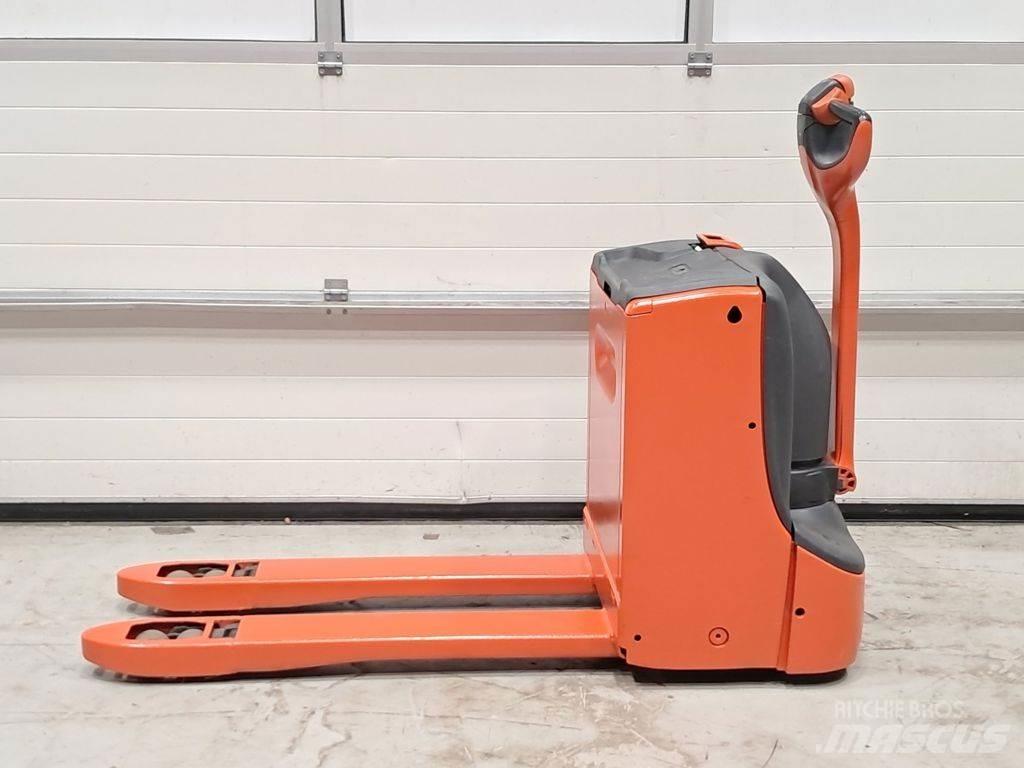 Linde T16 Porta palettes