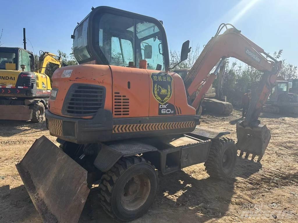 Doosan DX60W Miniescavadeiras
