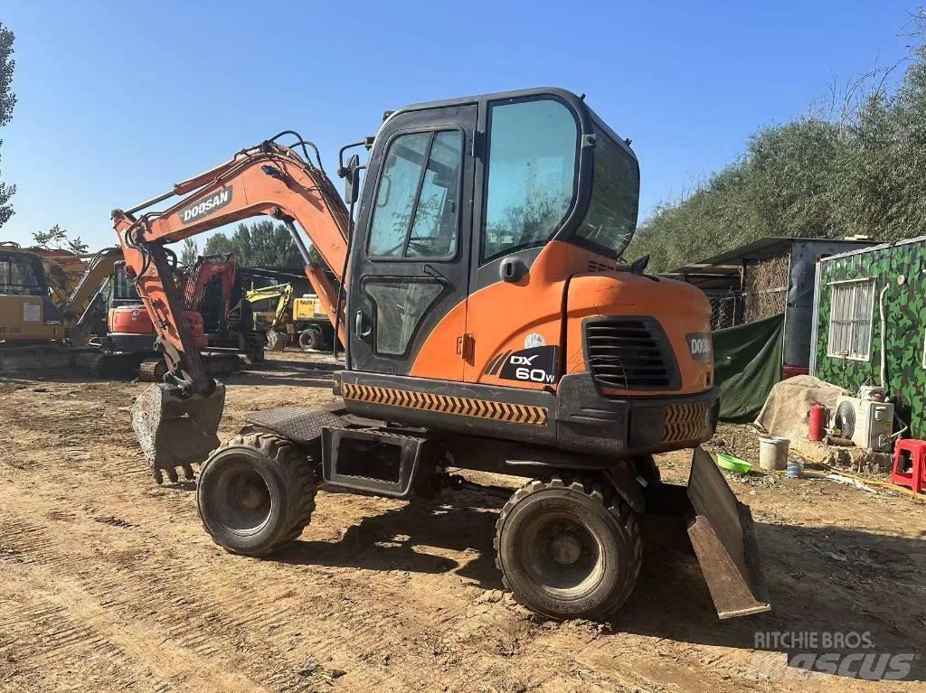 Doosan DX60W Miniescavadeiras