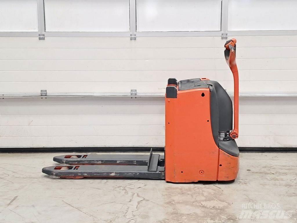 Linde T16L Porta palettes