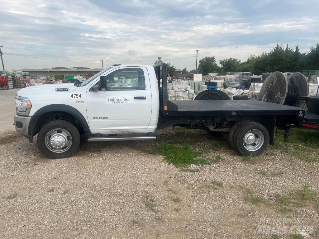 RAM 5500 Camiões estrado/caixa aberta