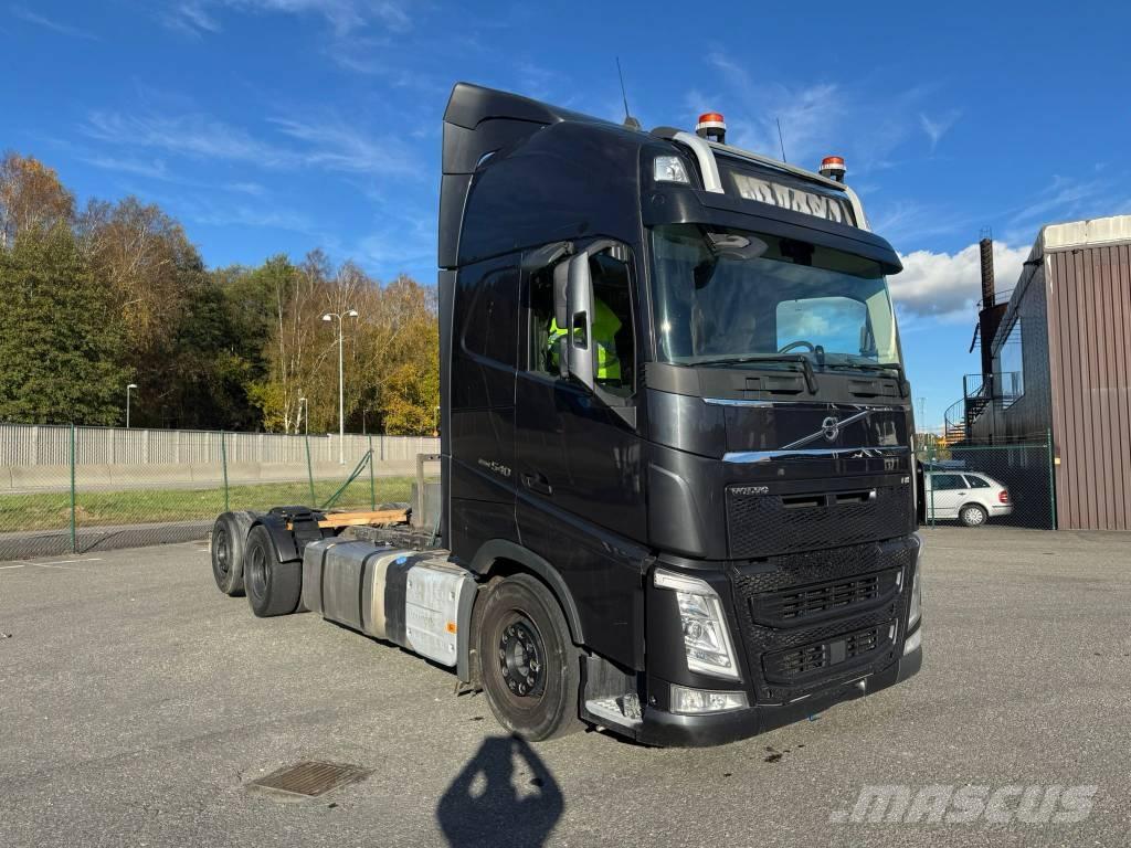 Volvo FH 550 Camiões de chassis e cabine