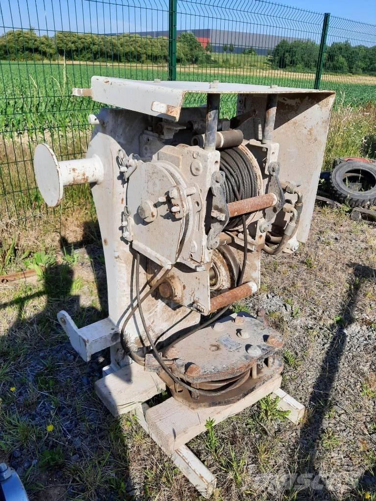 Bobcat Treuil / Winch Manipulador telescópico