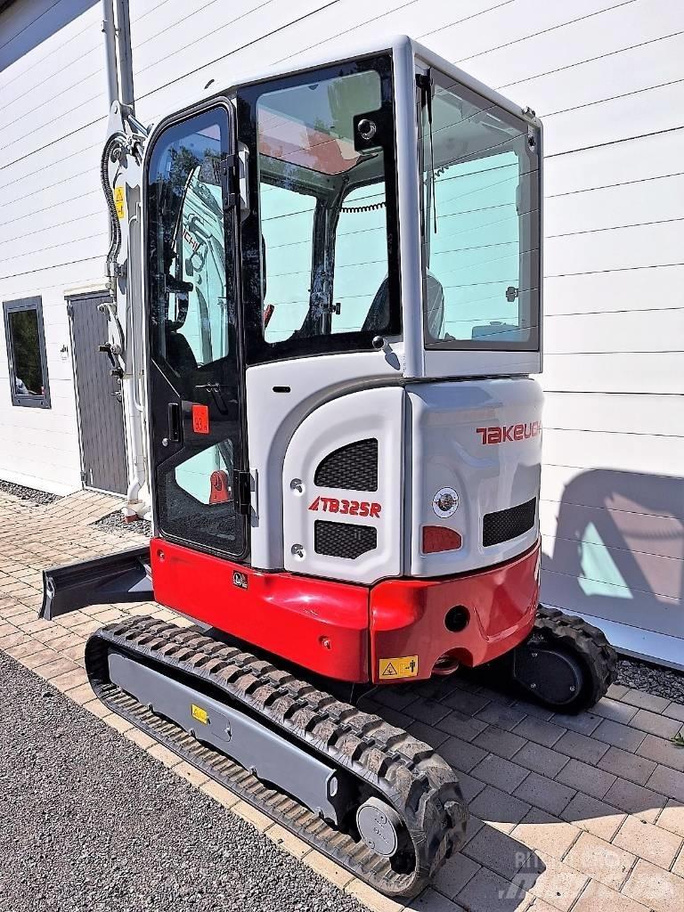 Takeuchi TB325R Miniescavadeiras