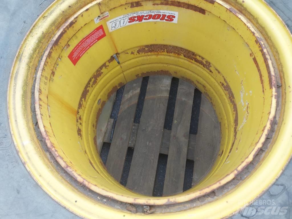 Goodyear 540/65x28 Outros acessórios de tractores