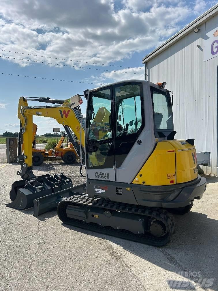 Neuson ET42 Miniescavadeiras