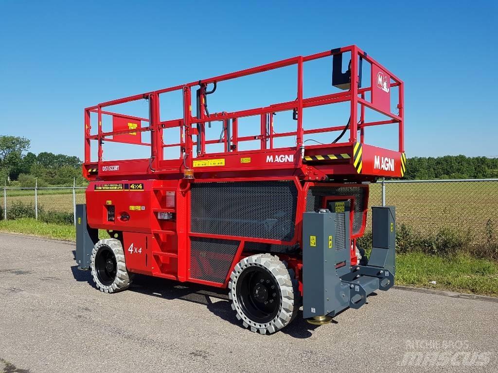 Magni DS 1523 RT Elevadores de tesoura