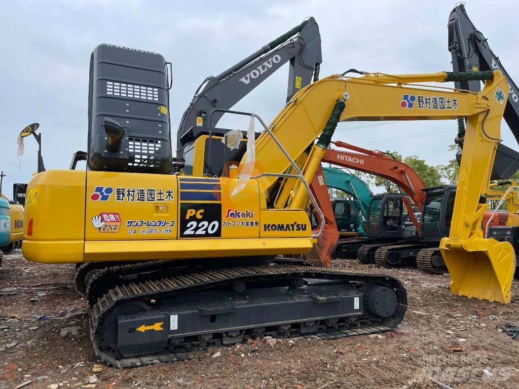 Komatsu PC 220 Escavadeiras de esteiras