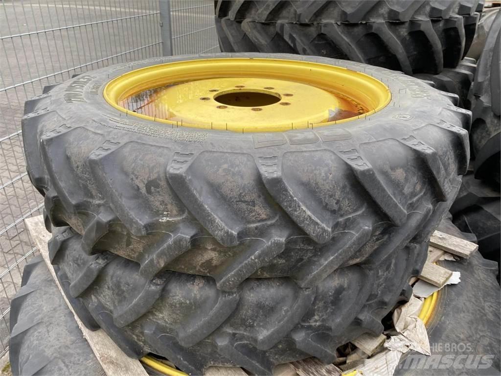 BKT 270/95R32 Pneus Agrícolas