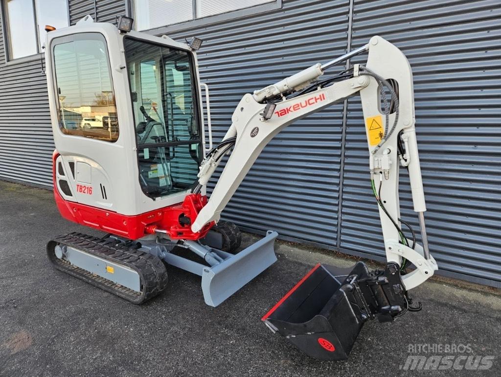 Takeuchi TB 216 Miniescavadeiras
