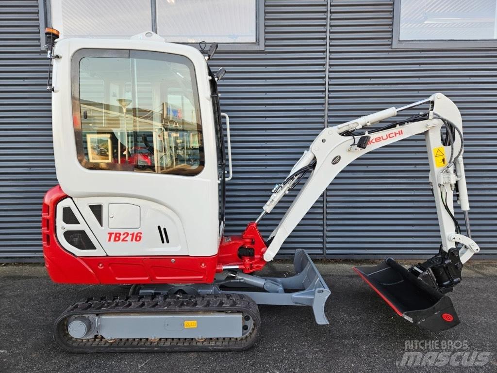 Takeuchi TB 216 Miniescavadeiras