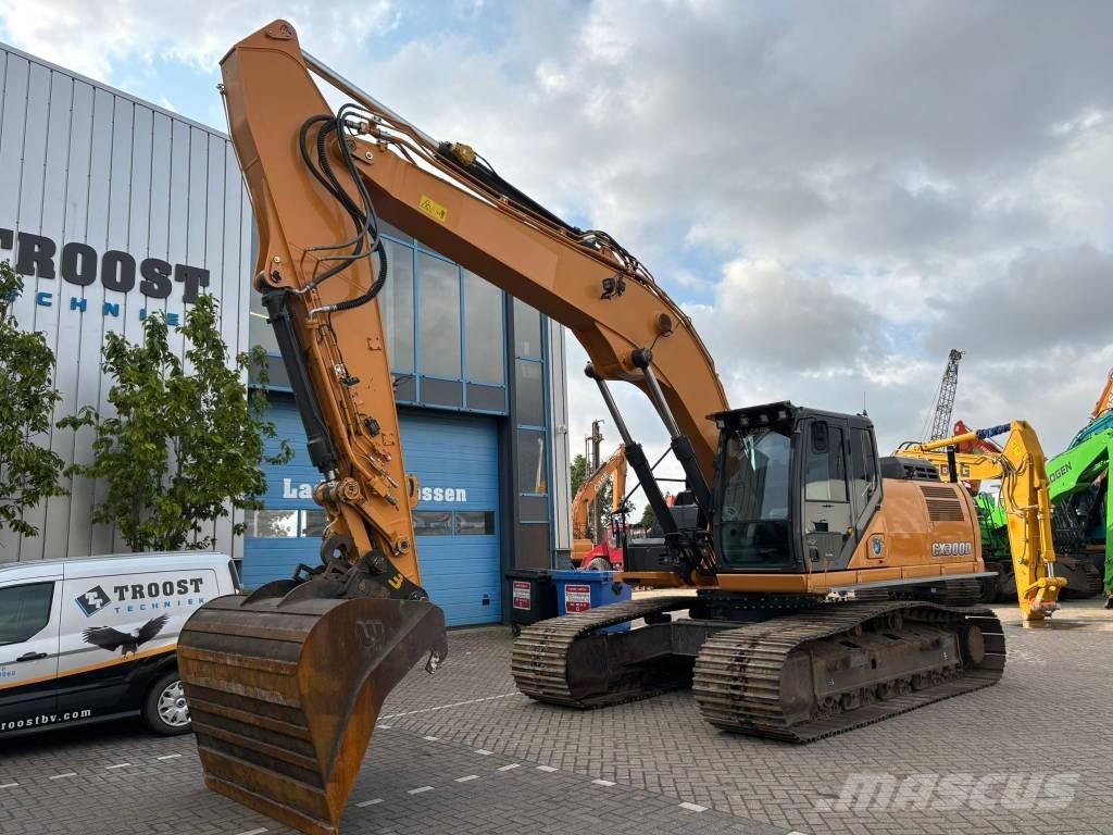 CASE CX300D Escavadeiras de esteiras