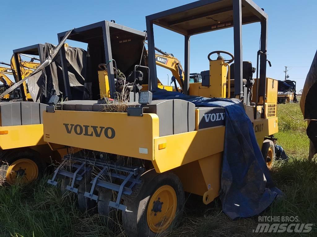 Volvo PT 125 Cilindros Compactadores de pneus