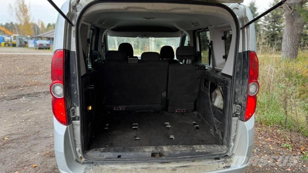 Opel Combo Automóvel