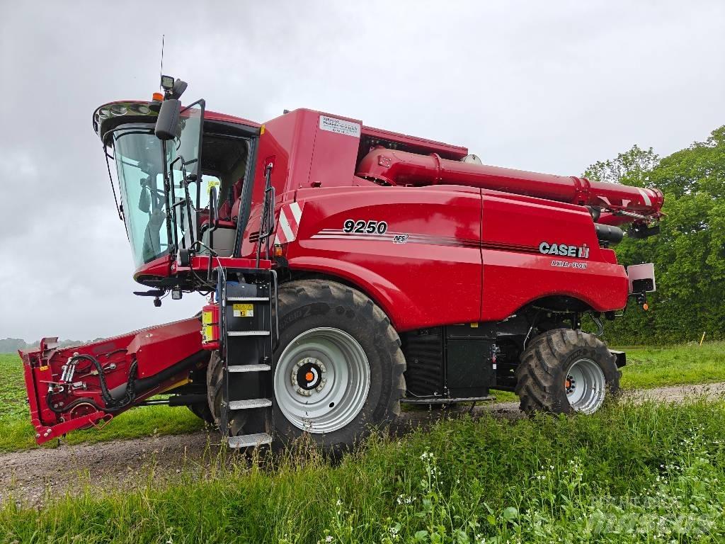 Case IH 9250 Ceifeiras debulhadoras