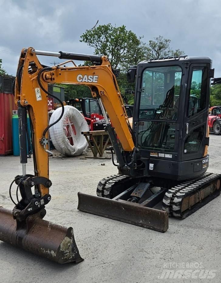 CASE CX30C Miniescavadeiras