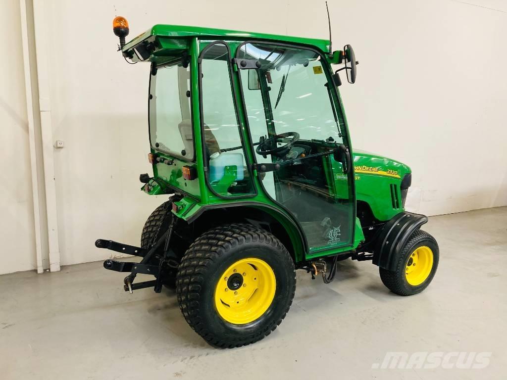 John Deere 2320 Tractores compactos